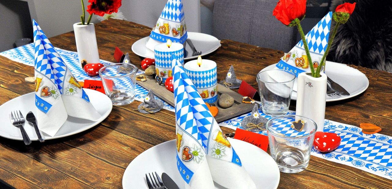 Bayerische Tischdecke weiß-blau Rauten-Tischdecke Oktoberfest bayrisch Tischdeko 