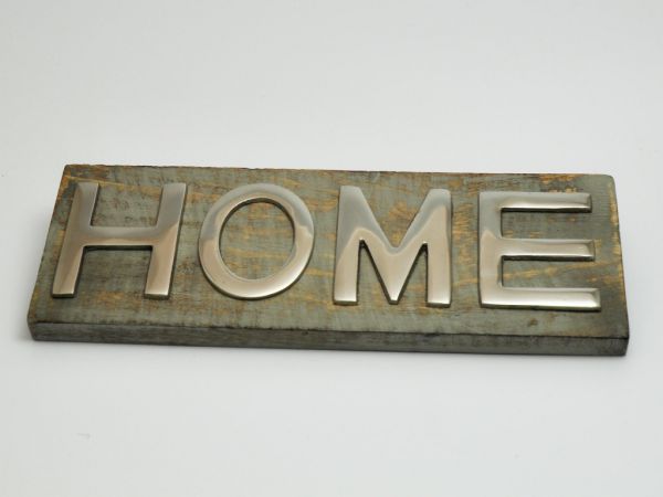 HOME Dekoelement Wanddeko Holzbrett mit Metall-Schriftzug