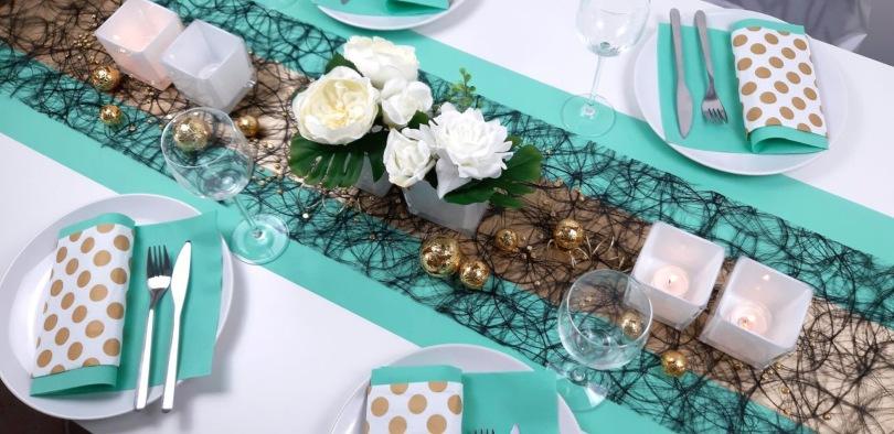 Außergewöhnliche Tischdekoration in Aqua/Türkis, Gold und Schwarz für Ihre Silvesterparty